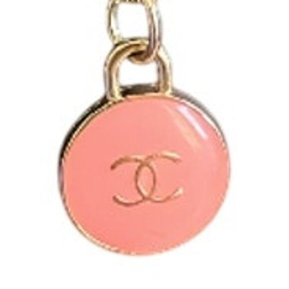 Chanel Baby Pink & Gold Circle CC Pendant Box Cable Necklace (CCXX033) - Picture 2 of 4